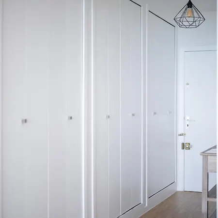 Le Berkeley, Rénové 1 Chambre, Front De Mer, Parking, Ac Appartement Menton