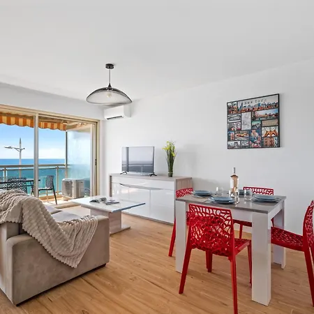 Le Berkeley, Rénové 1 Chambre, Front De Mer, Parking, Ac Appartement *