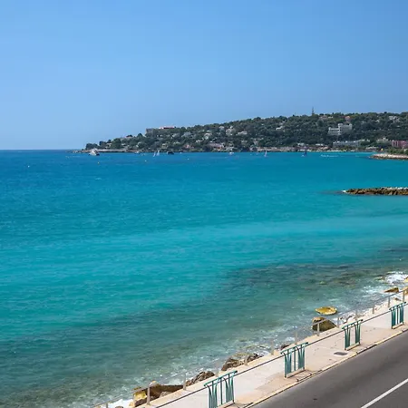 Апартаменты Le Berkeley, Renove 1 Chambre, Front De Mer, Parking, Ac
