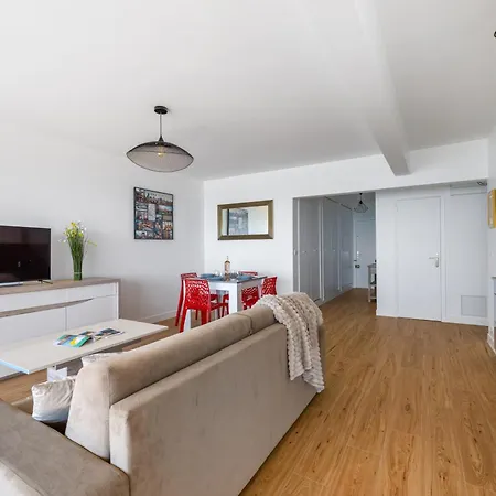 Le Berkeley, Renove 1 Chambre, Front De Mer, Parking, Ac * Ментона