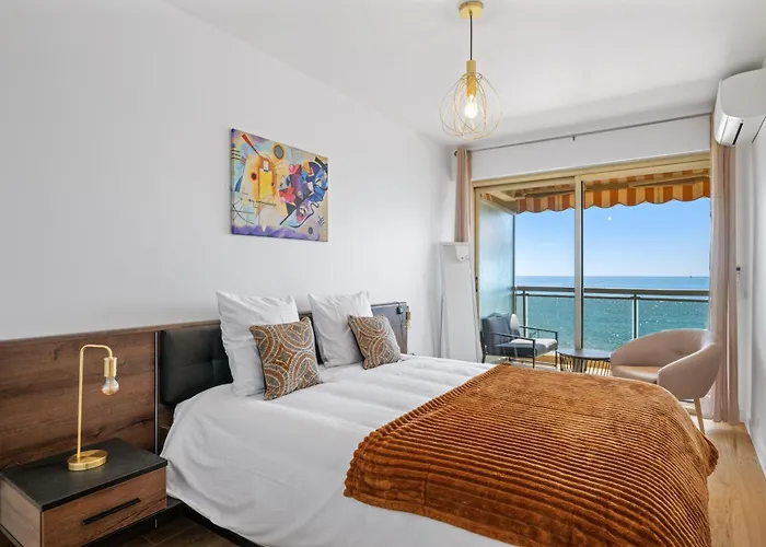 Le Berkeley, Renove 1 Chambre, Front De Mer, Parking, Ac Διαμέρισμα *