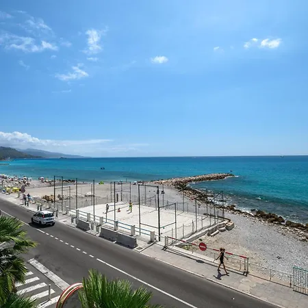 Le Berkeley, Renove 1 Chambre, Front De Mer, Parking, Ac 芒通