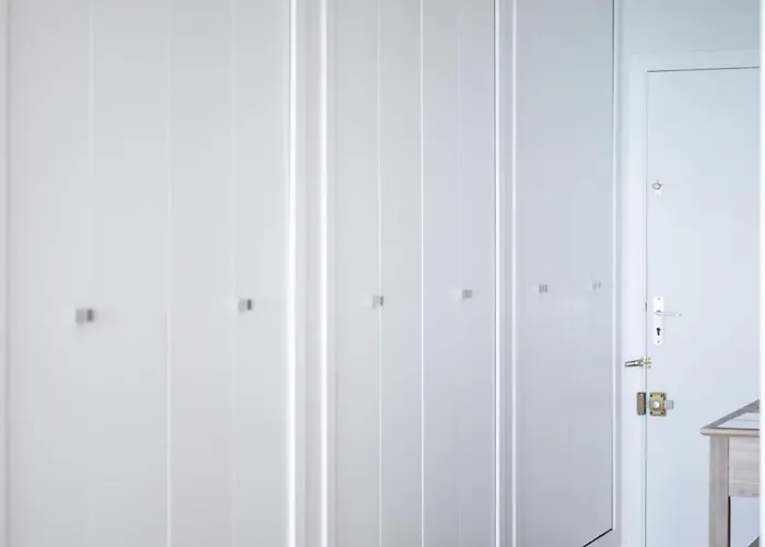 Le Berkeley, Renove 1 Chambre, Front De Mer, Parking, Ac Apartment Menton