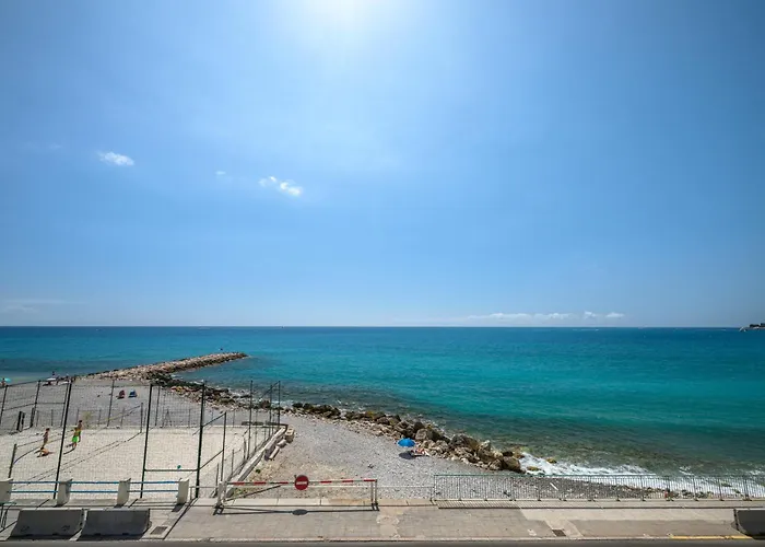Apartment Le Berkeley, Renove 1 Chambre, Front De Mer, Parking, Ac Menton