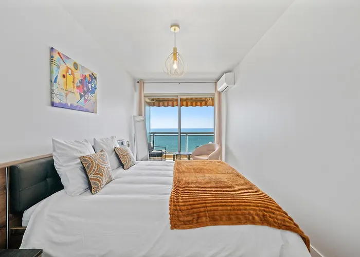 Le Berkeley, Renove 1 Chambre, Front De Mer, Parking, Ac *